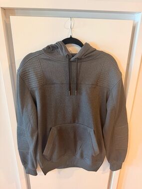 CSG Champs Sporting Goods Men's Gray Hooded Sweatshirt Pullover